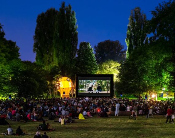 Kino plenerowe w Warszawie