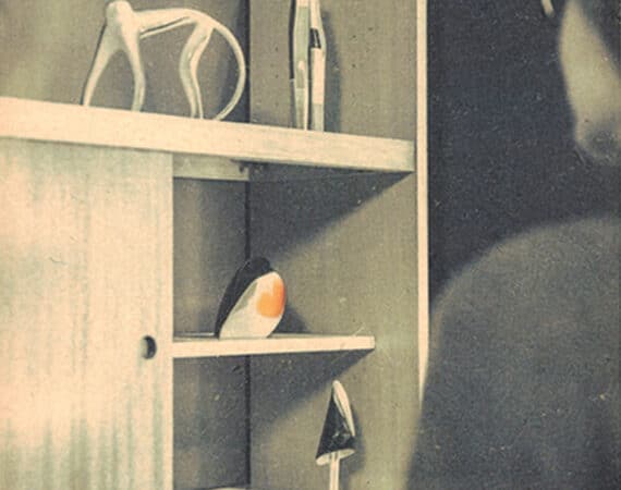 Rzeźba na meblościankę / wystawa