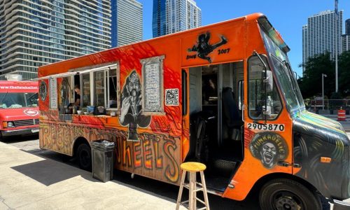Zlot Foodtruckow w Noc Muzeów